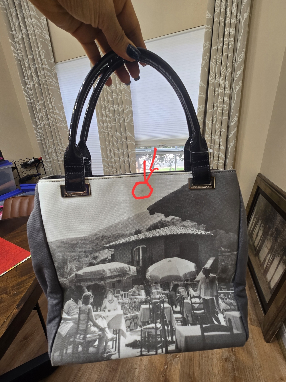 Anya Hindmarch Black & Gray Photo-Print Tote with Patent Handles - Picture 2 of 8